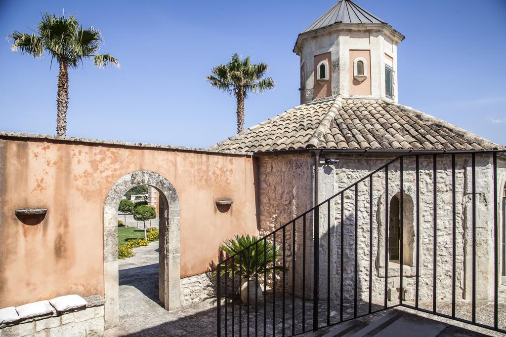 Feudo Bauly Hotel Palazzolo Acreide Exterior foto