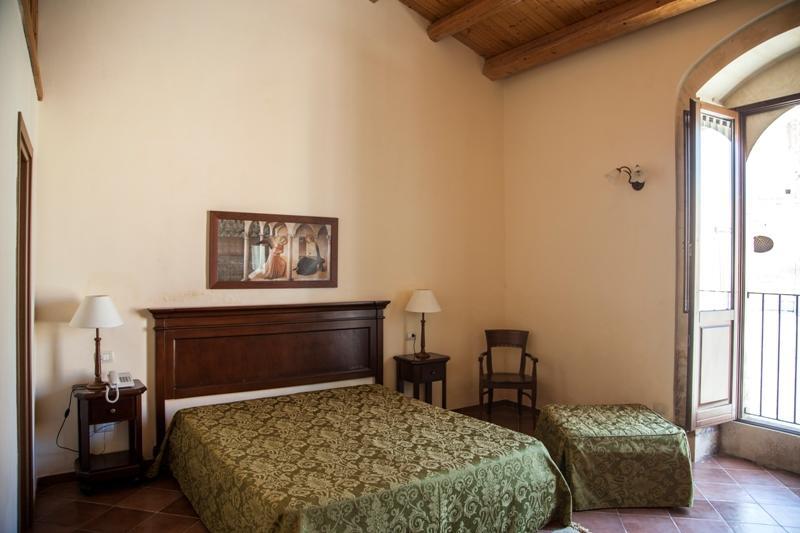 Feudo Bauly Hotel Palazzolo Acreide Exterior foto